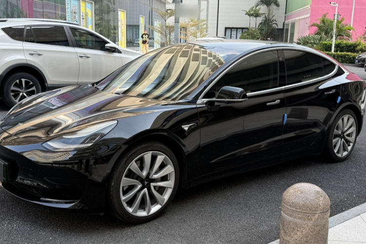 Tesla Model 3 2020 #2 Tesla Model 3 2020 car image #2