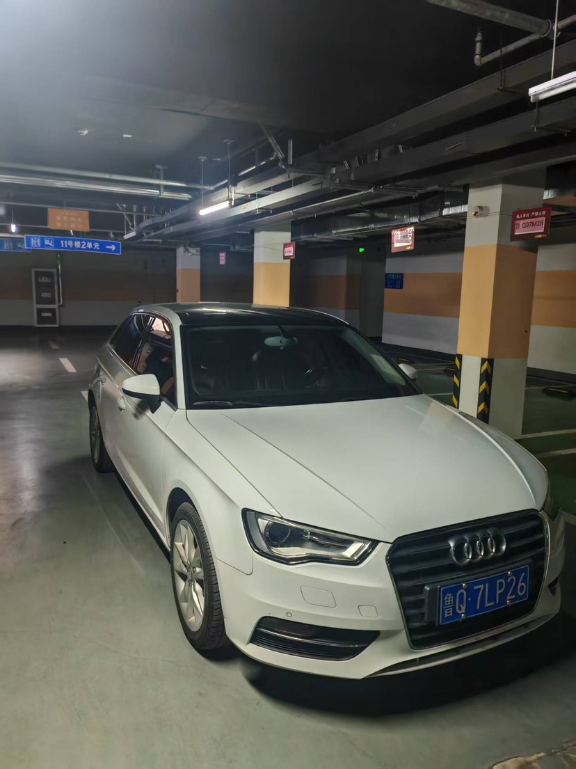 Audi A3 2015 car image #8