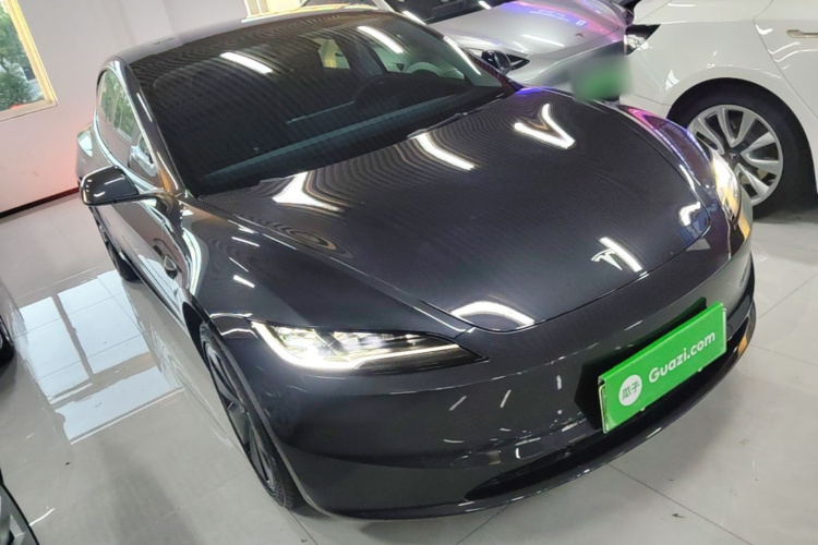 Tesla Model 3 2025 #4 Tesla Model 3 2025 car image #4