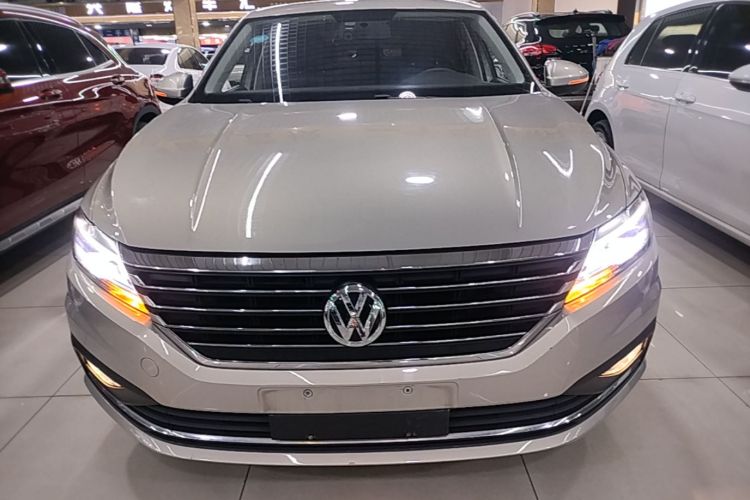 Volkswagen Lavida 2020 car image #3