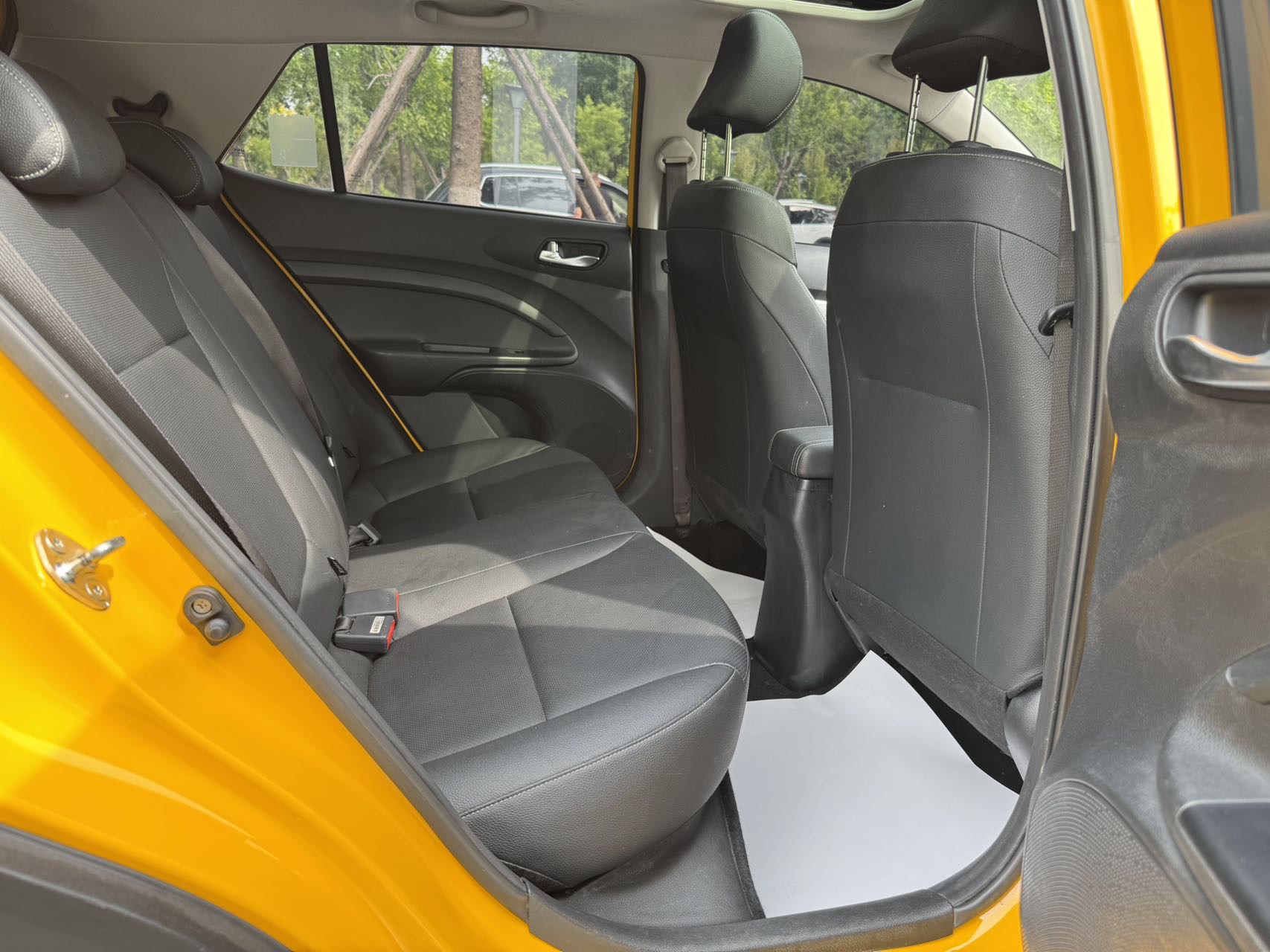 Kia KX1 2022 car image #22