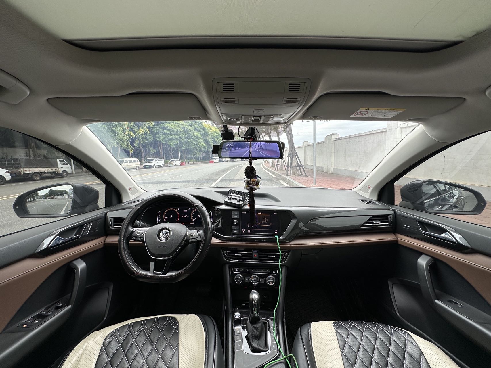 2019 #2 2019 car image #2