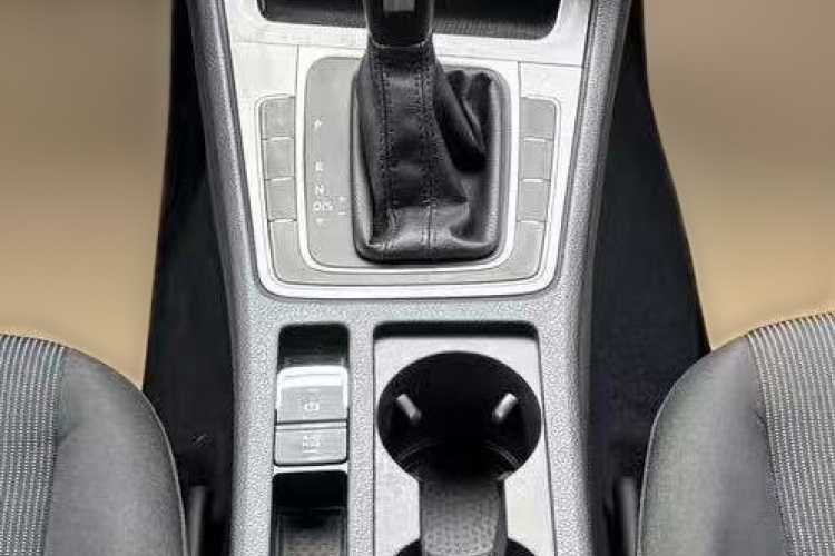 Volkswagen Golf 2016 #19 Volkswagen Golf 2016 car image #19