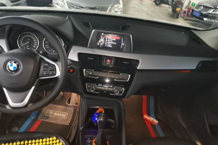 BMW X1 2016 immagine di auto #13