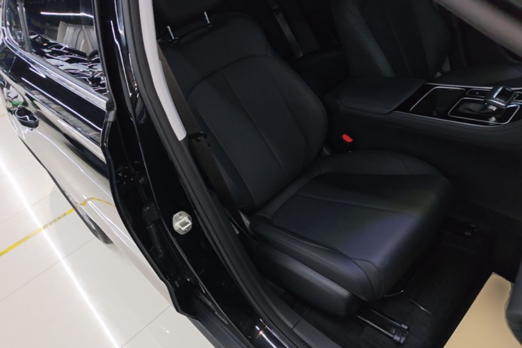 GEELY Emgrand 2026 #24 GEELY Emgrand 2026 imagem de carro #24