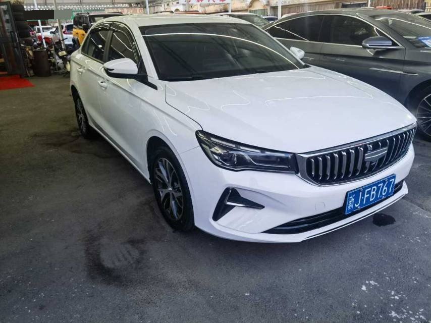 GEELY Emgrand 2025 #4 GEELY Emgrand 2025 imagen de coche #4