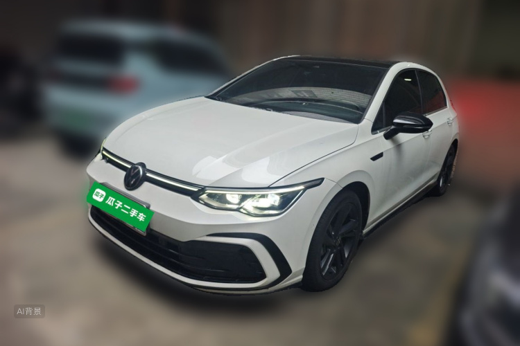 Volkswagen Golf 2022 car image #2
