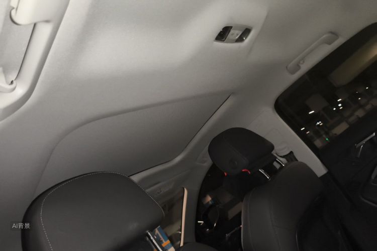 Audi Q3 2021 car image #20