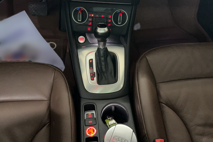 Audi Q3 2016 #15 Audi Q3 2016 car image #15
