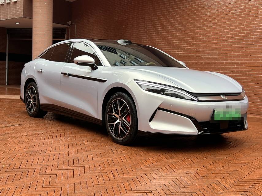 BYD HanL 2025 car image #4