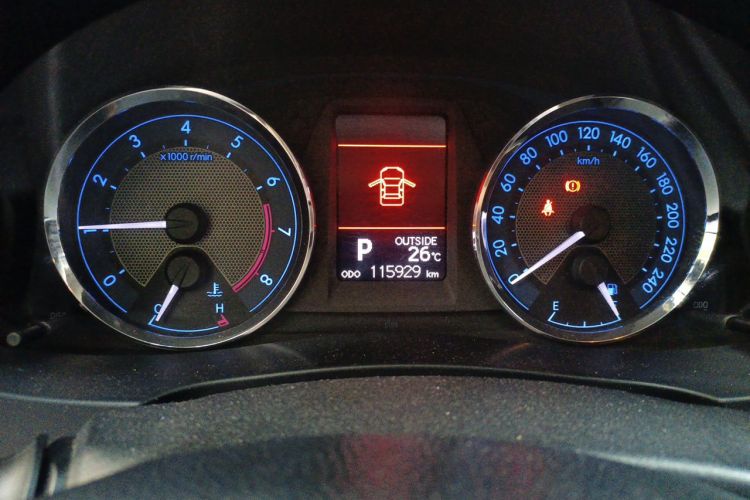 Toyota Corolla 2015 car image #10