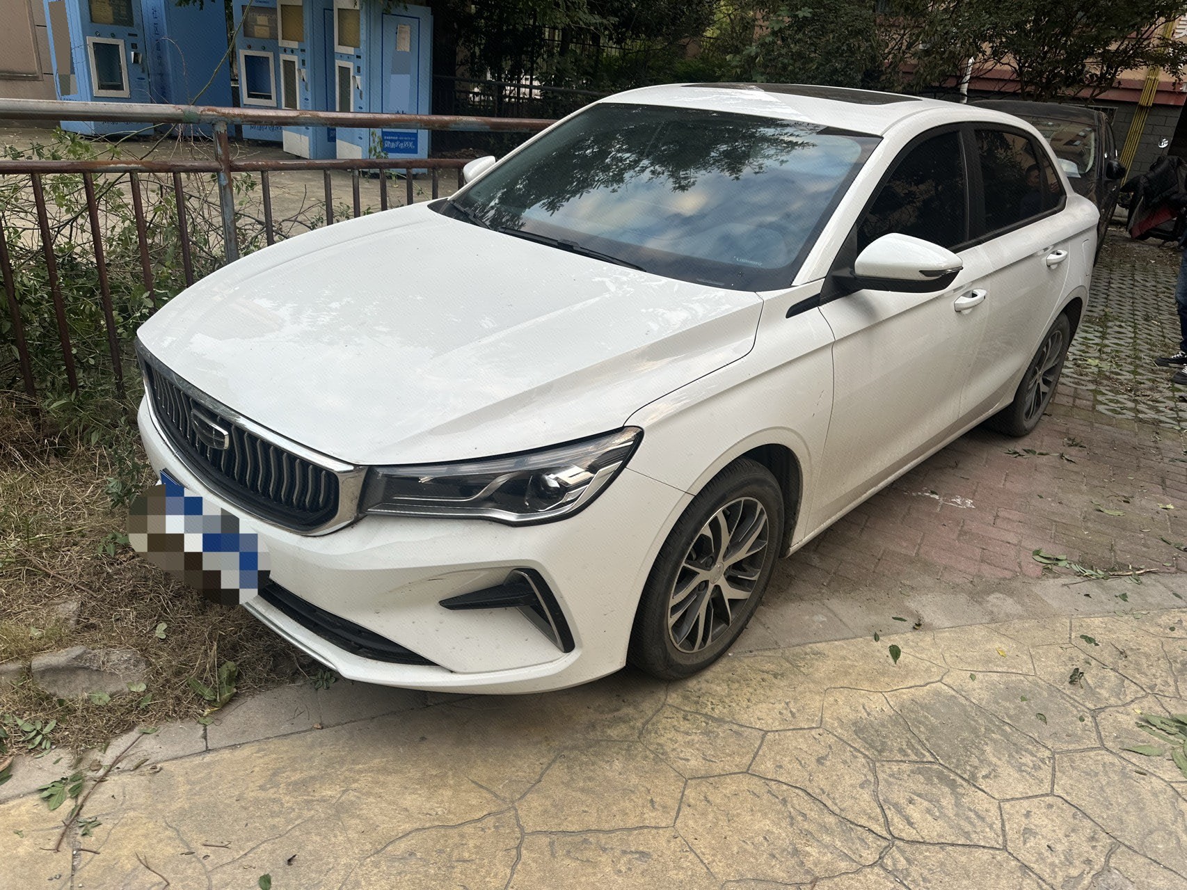GEELY Emgrand 2023 GEELY Emgrand 2023 immagine di auto
