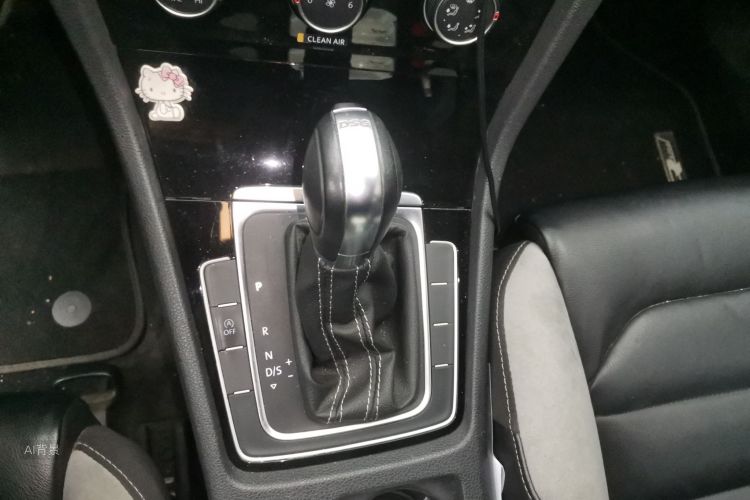 Volkswagen Golf 2017 imagen de coche #16