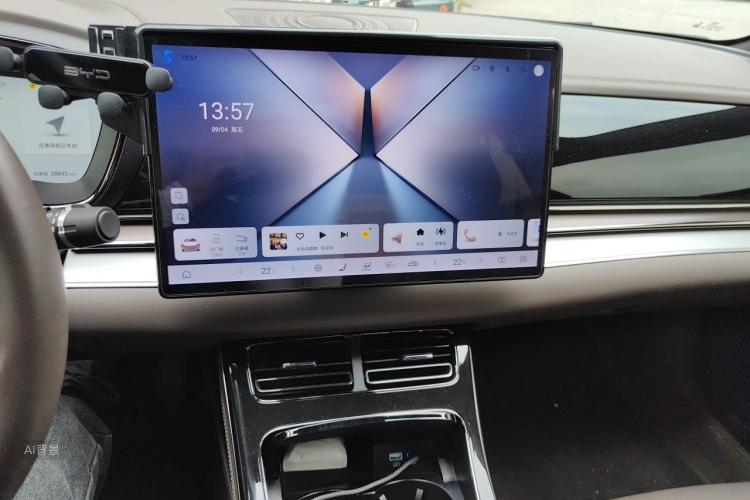 BYD Han 2024 car image #15
