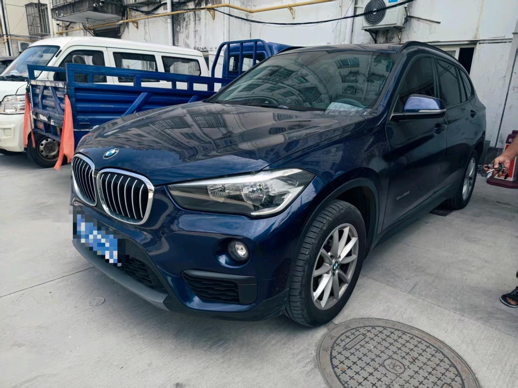 BMW X1 2018 BMW X1 2018 car image