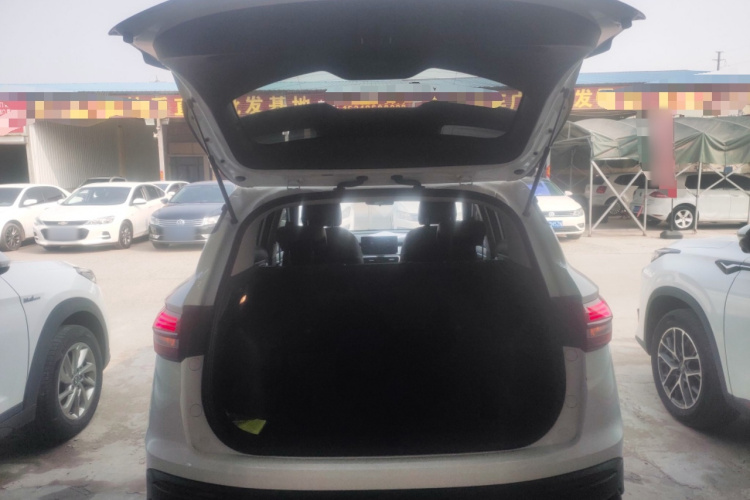 GEELY Coolray 2025 #21 GEELY Coolray 2025 car image #21