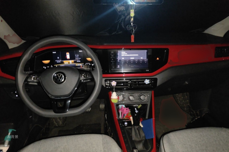 Volkswagen Polo 2022 car image #11