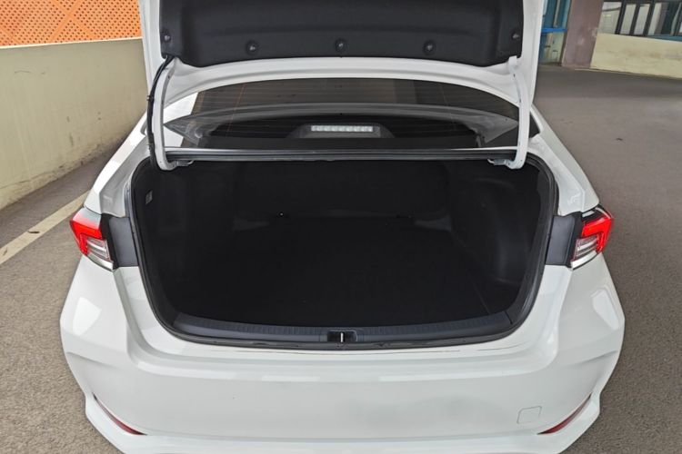 Toyota Corolla 2023 car image #19