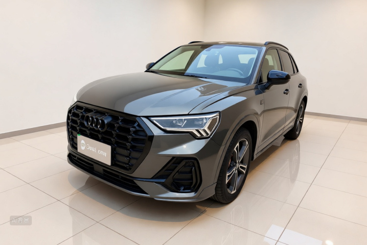 Audi Q3 2020 car image #2