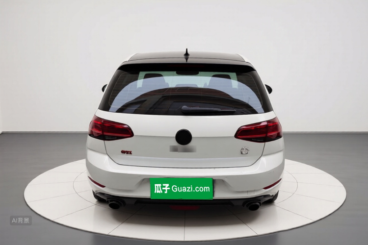 Volkswagen Golf 2019 car image #6