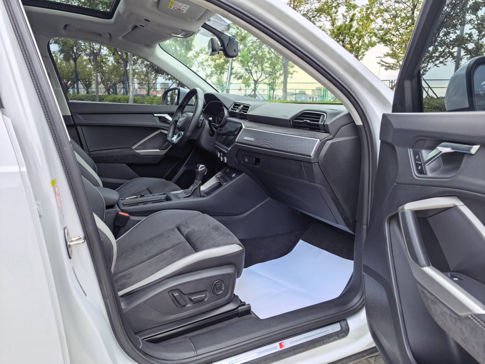 2020 #17 2020 car image #17
