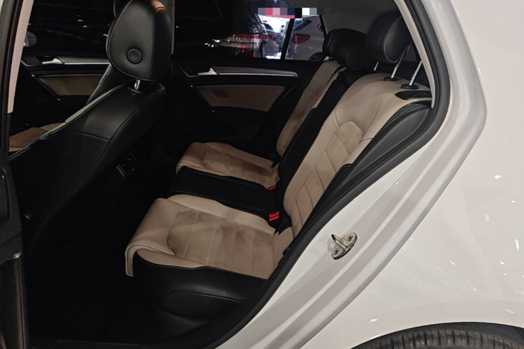 Volkswagen Golf 2017 #17 Volkswagen Golf 2017 car image #17