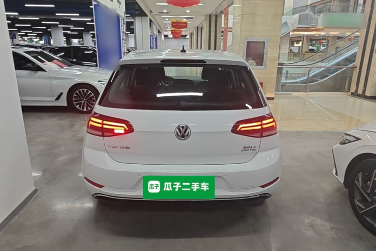 Volkswagen Golf 2019 #4 Volkswagen Golf 2019 car image #4
