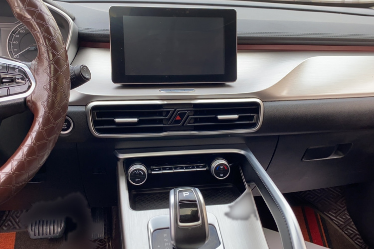 GEELY Coolray 2021 #15 GEELY Coolray 2021 car image #15