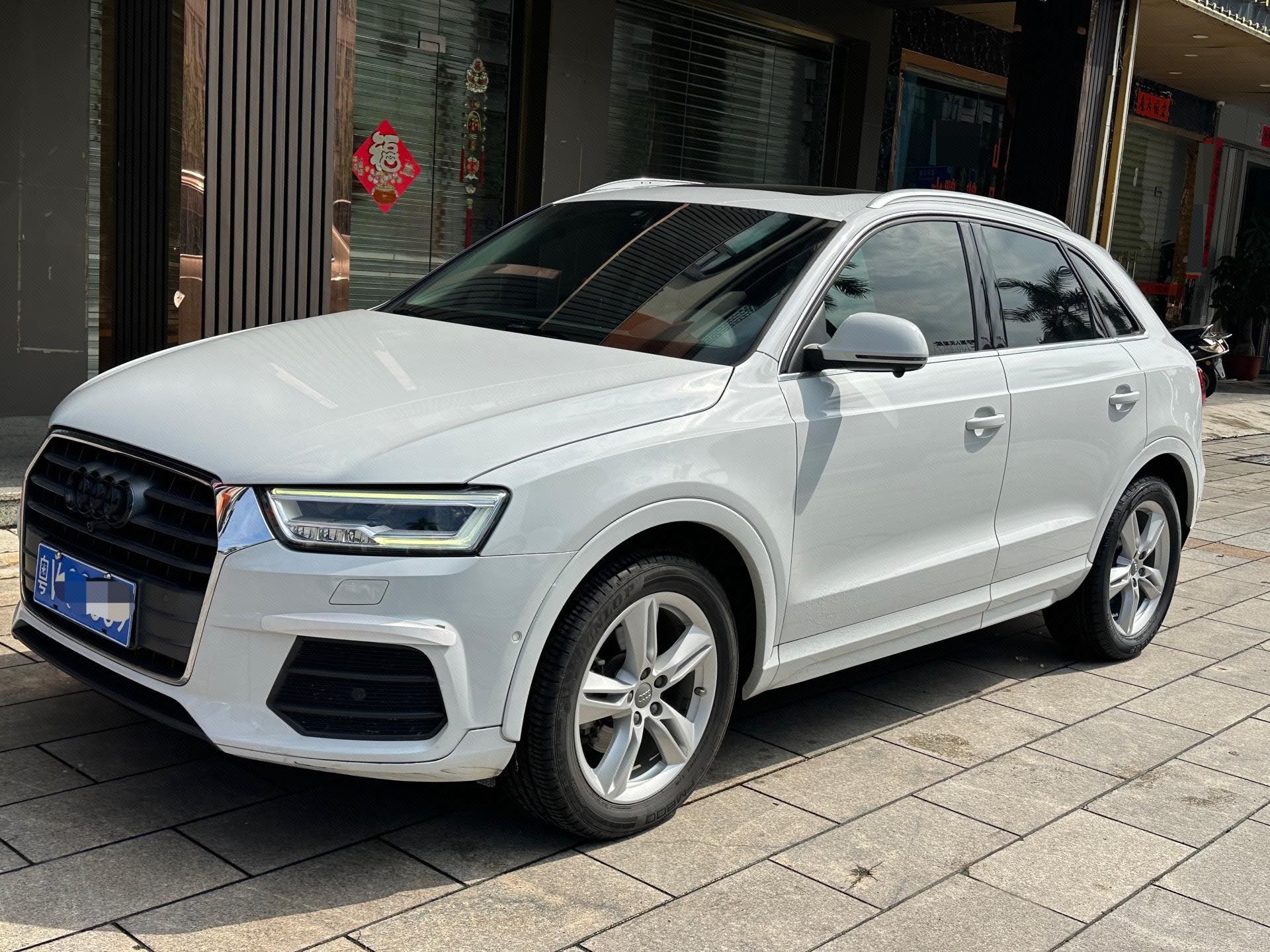 Audi Q3 2017 Audi Q3 2017 immagine di auto