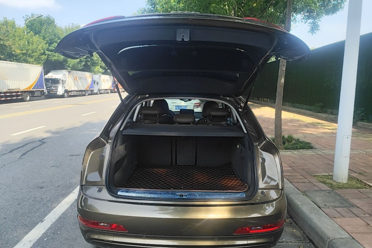 Audi Q3 2015 #19 Audi Q3 2015 car image #19