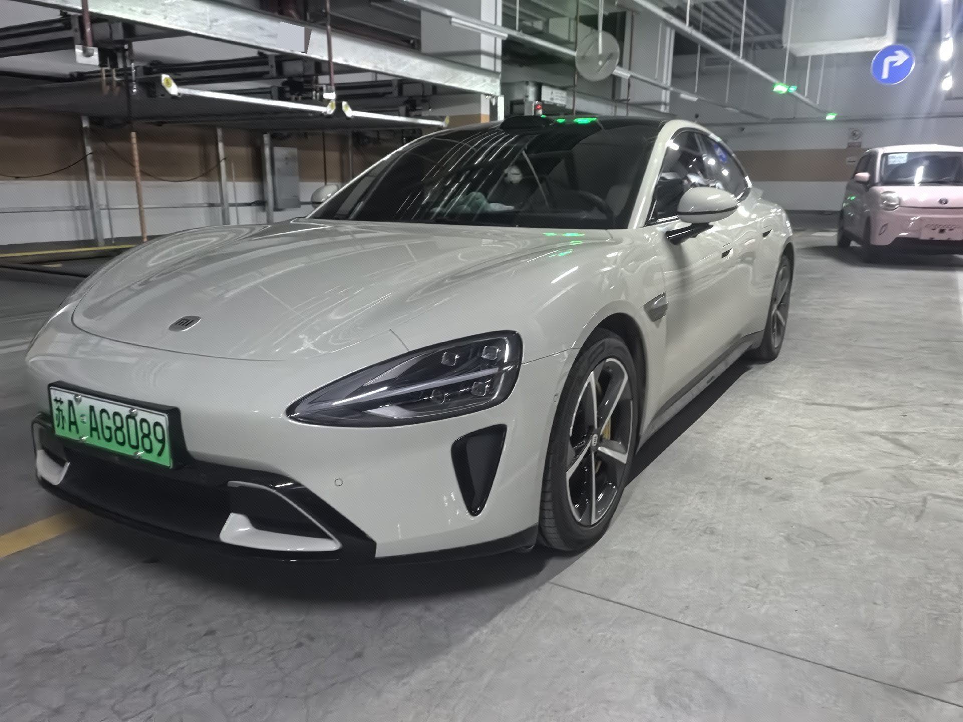 MI SU7 2025 car image 