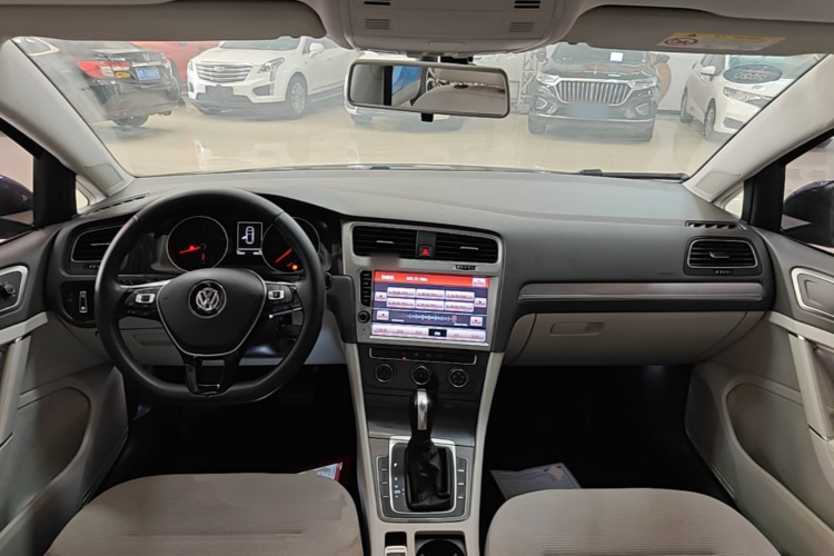 Volkswagen Golf 2018 #10 Volkswagen Golf 2018 car image #10