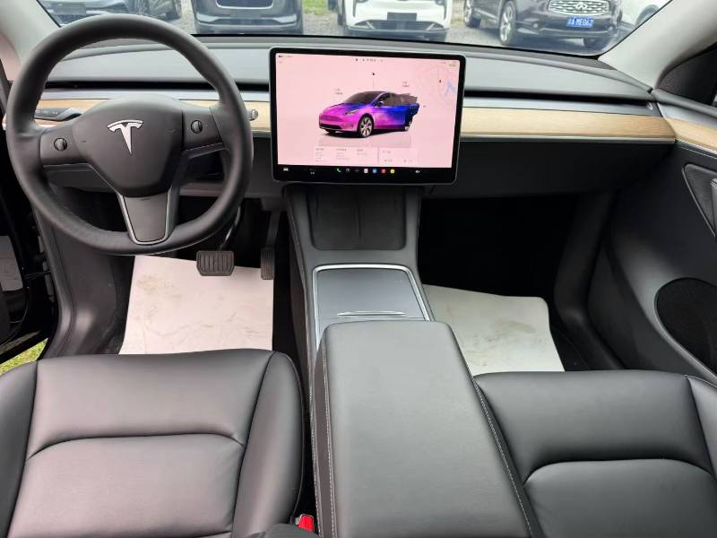 Tesla Model Y 2022 car image #7