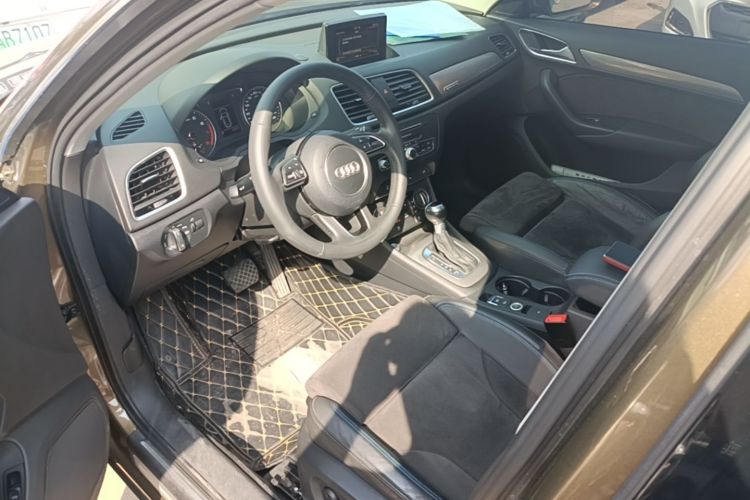 Audi Q3 2018 #12 Audi Q3 2018 car image #12