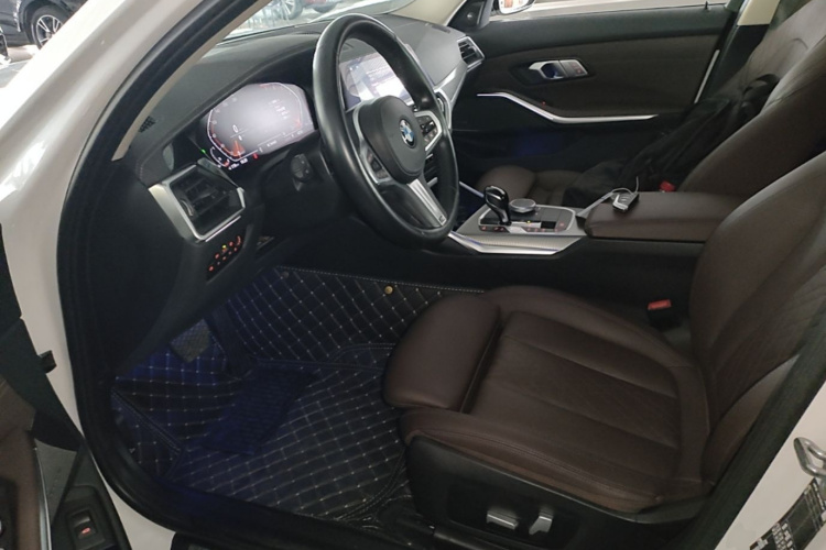 BMW 3 Series 2022 imagen de coche #15