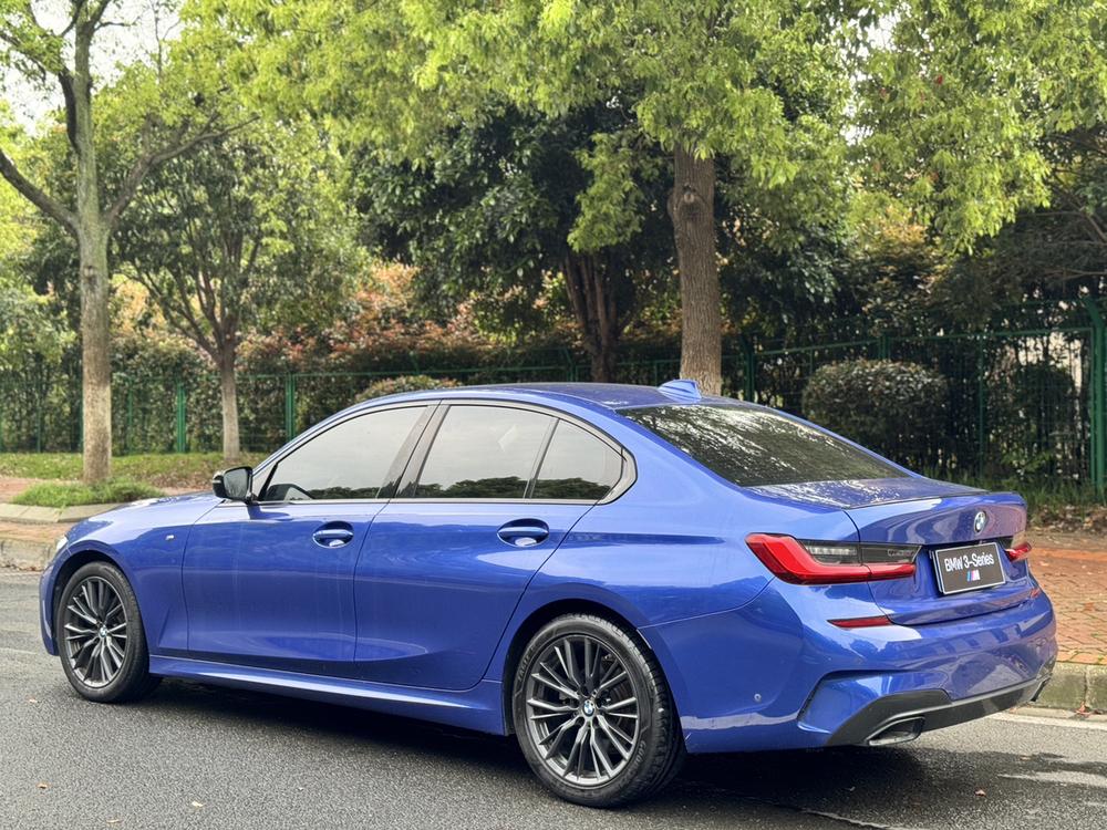 BMW 3 Series 2020 صورة سيارة #4