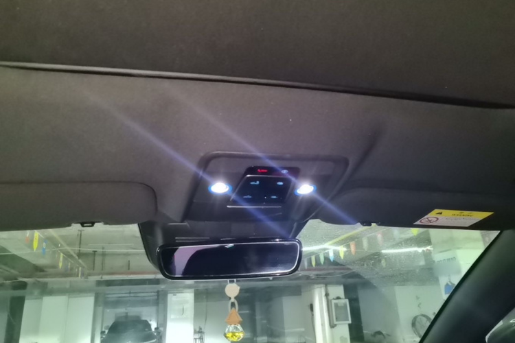 BYD Han 2022 car image #18