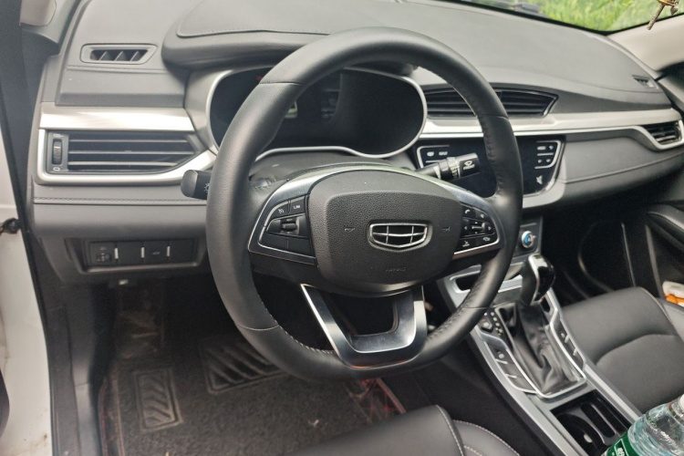 GEELY Emgrand 2020 #15 GEELY Emgrand 2020 car image #15