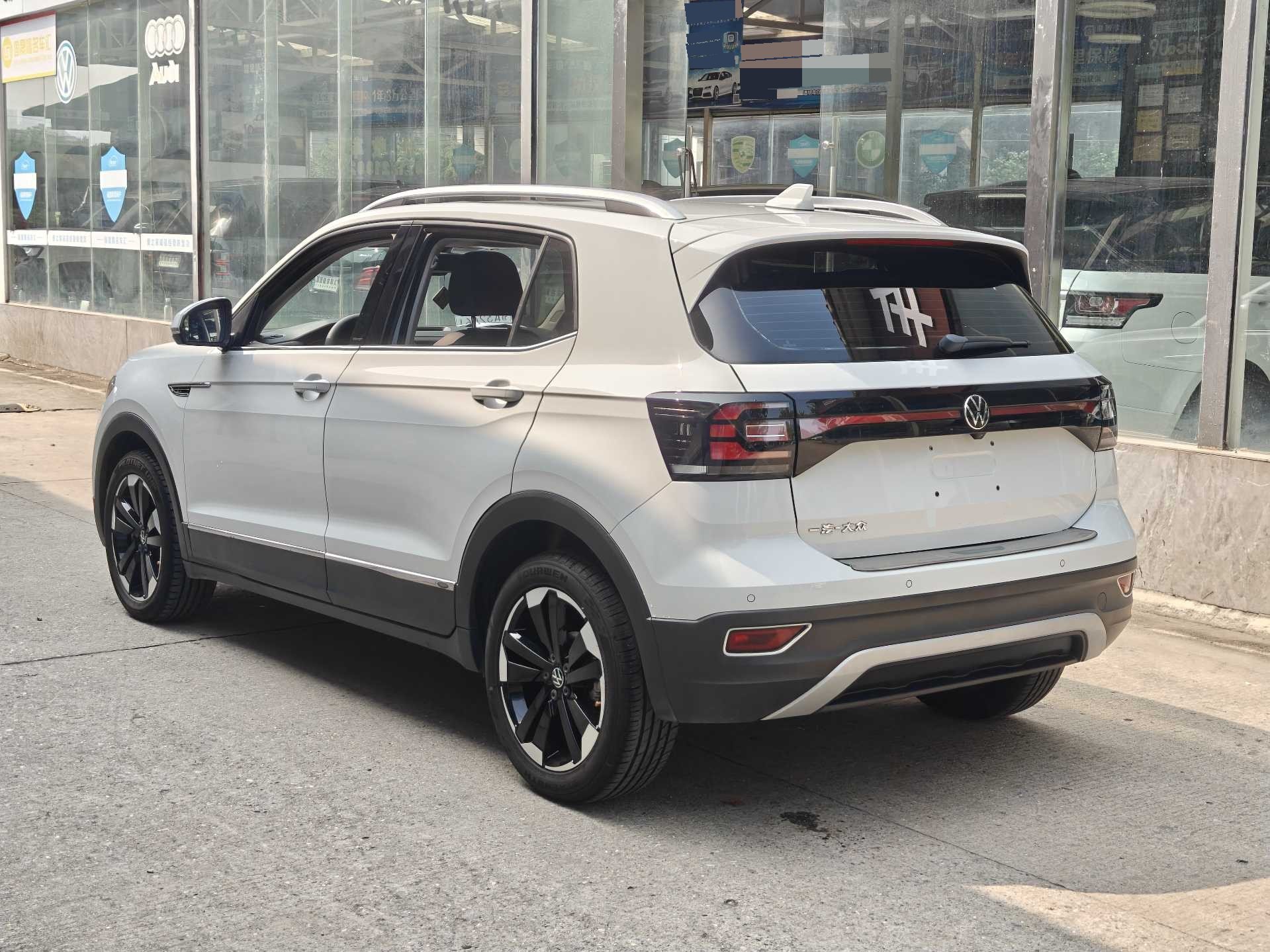Volkswagen Tacqua 2021 #9 Volkswagen Tacqua 2021 صورة سيارة #9
