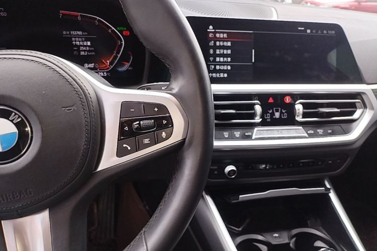 BMW 3 Series 2020 car image #13