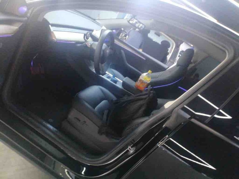 Tesla Model Y 2022 car image #5