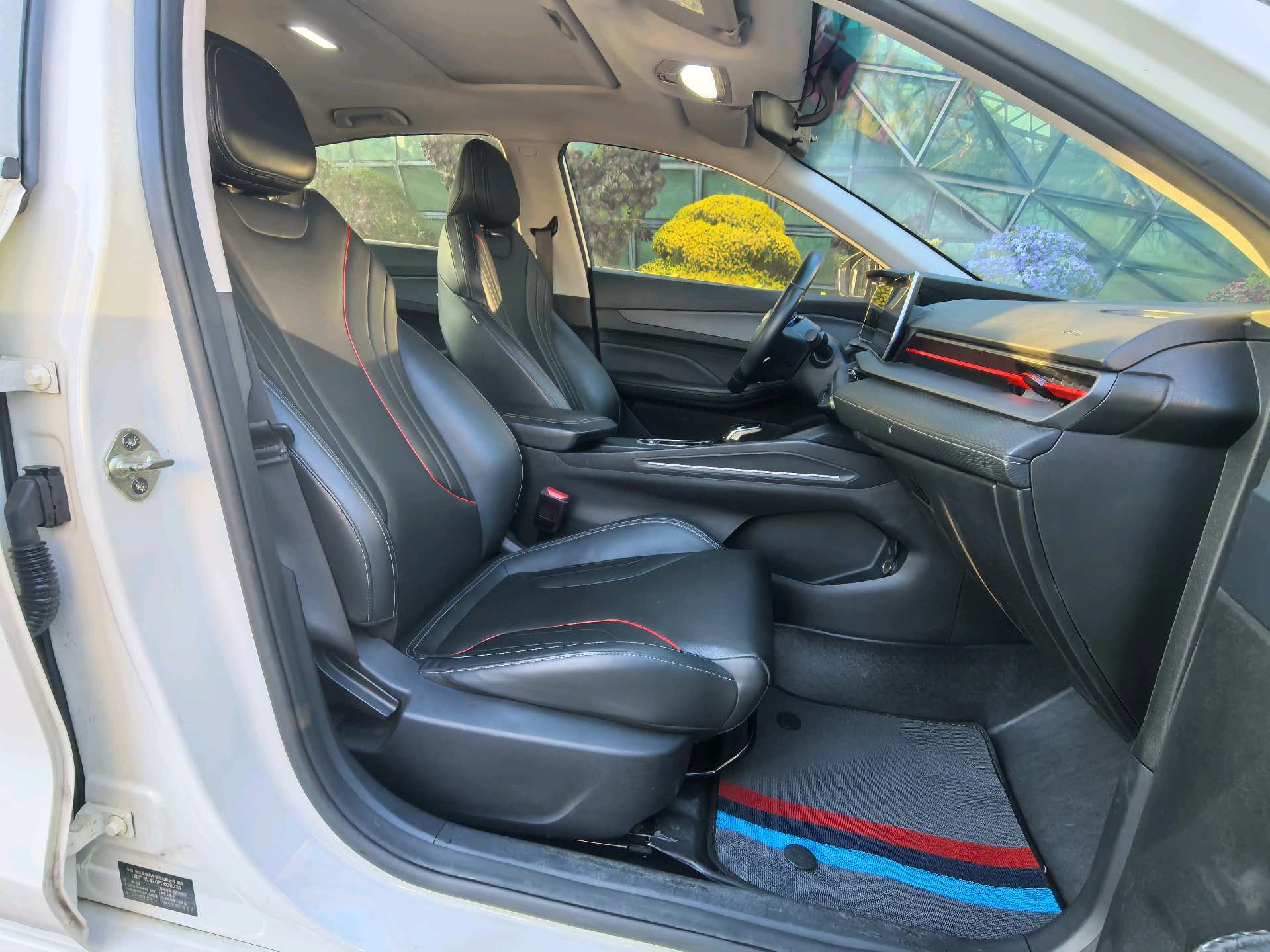 GEELY Binray 2023 car image #7