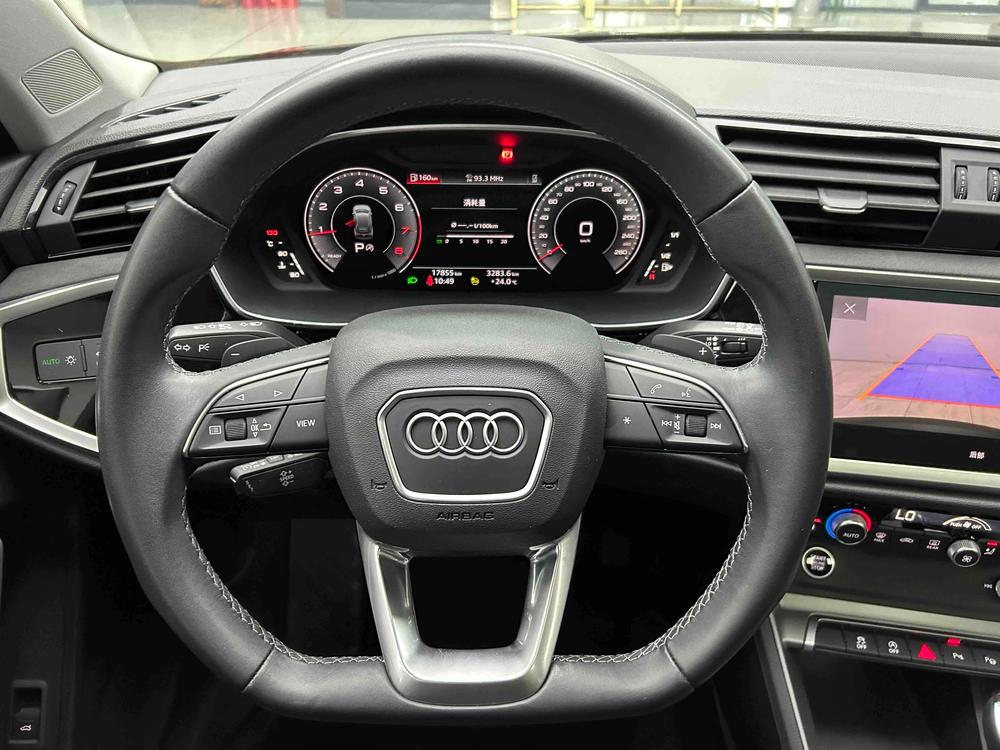 Audi Q3 2023 #20 Audi Q3 2023 car image #20