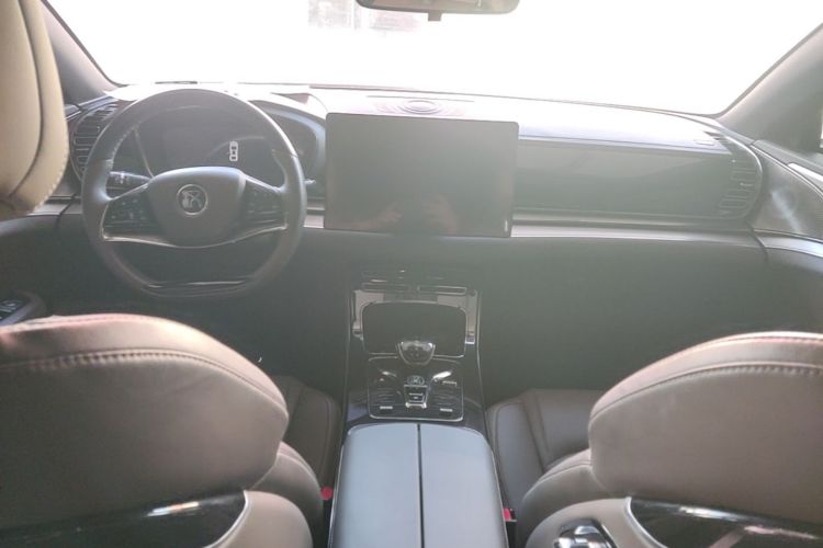 BYD Han 2022 immagine di auto #11