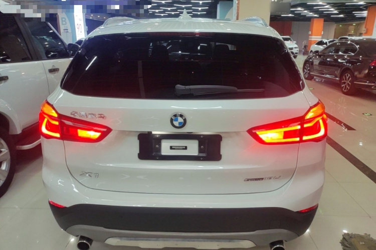 BMW X1 2019 car image #6