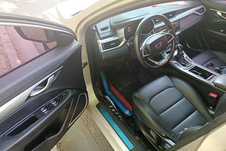 GEELY Emgrand 2019 #16 GEELY Emgrand 2019 car image #16