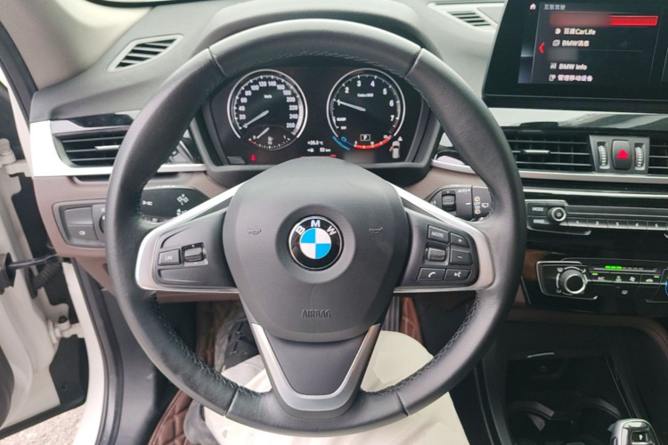 BMW X1 2021 car image #11