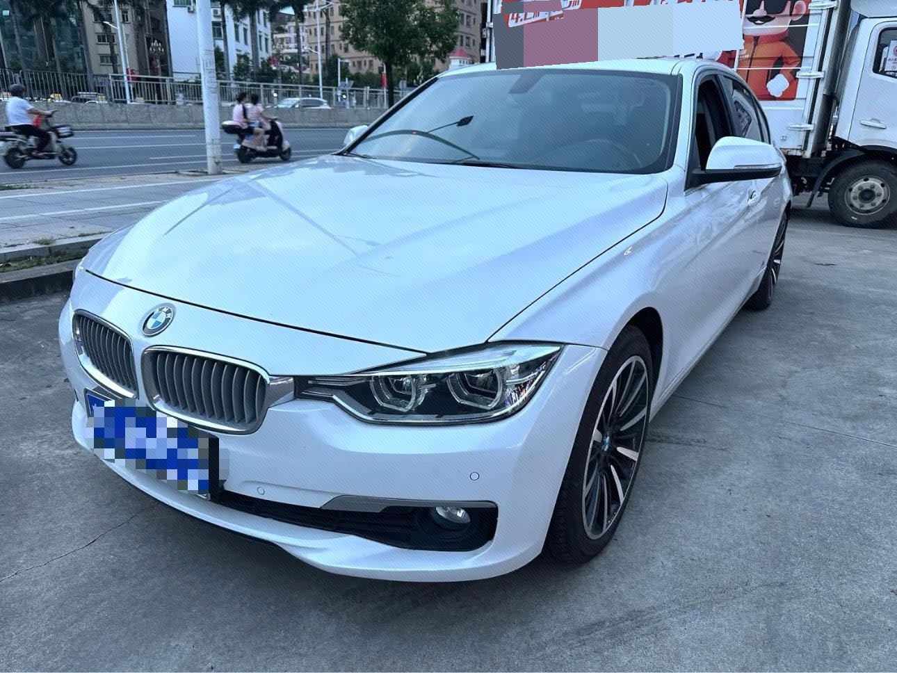 BMW 3 Series 2018 BMW 3 Series 2018 car image