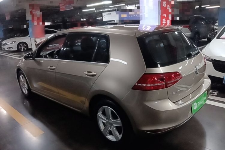 Volkswagen Golf 2015 car image #5