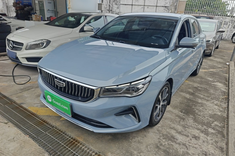 GEELY Emgrand 2023 car image #2